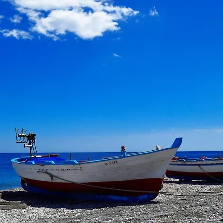 Quattro Torri شقة سانتا تيريزا دي ريفا